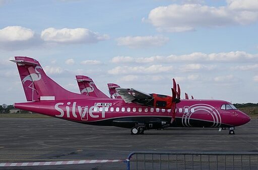 512px-ATR_42-600_-_Silver_Airways_-2