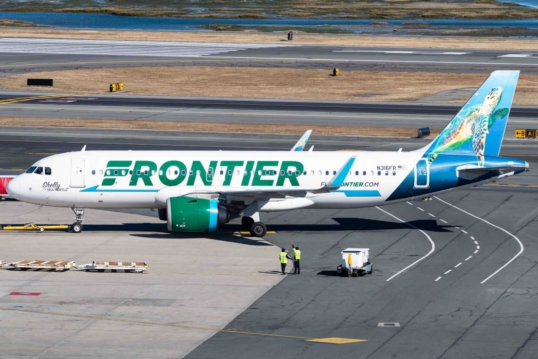 Frontier A320neo BOS-MIA 3-17 N316FE 2.11.23-1