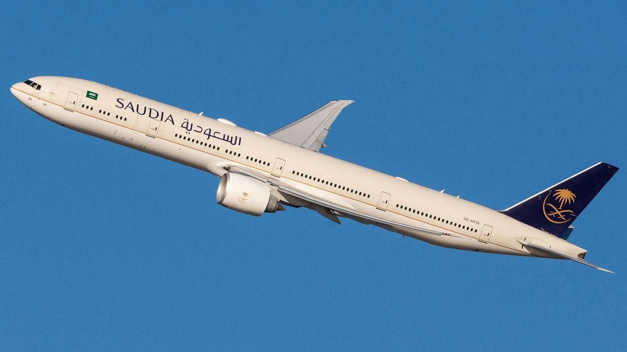 Saudia 777-300 HZ-AK36 Departs JFK 1.1.23 - 2