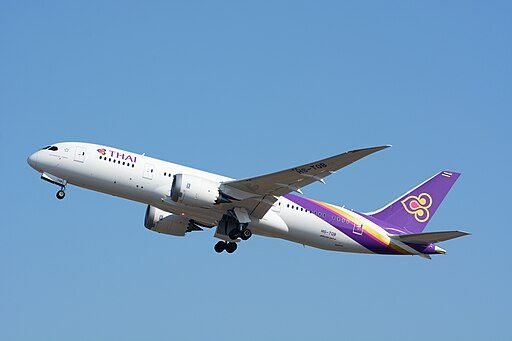 Thai_Airways_Boeing_787-8_HS-TQB_NRT_(15463125163)
